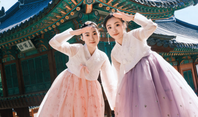 Hanokjip Hanbok