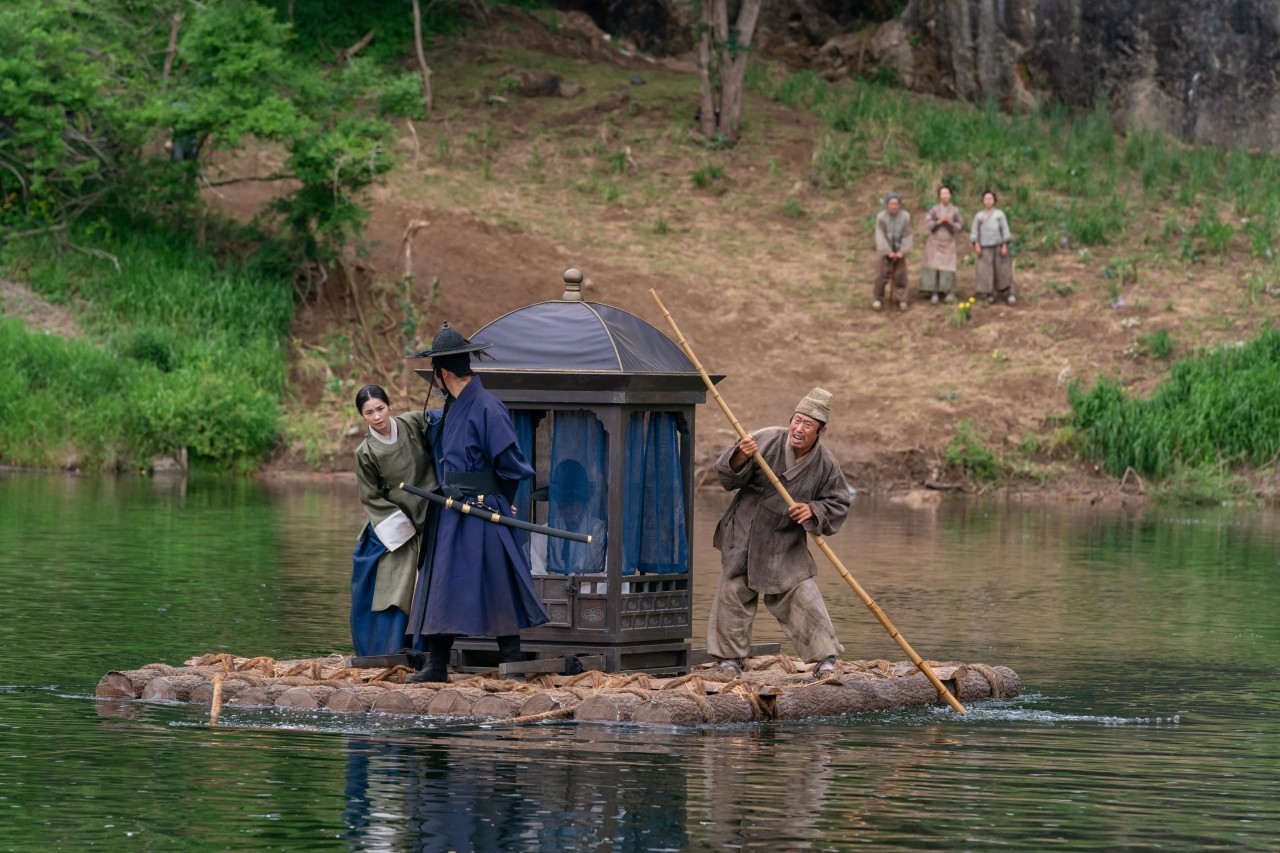 영화 왕과 사는 남자 900만 돌파 및 상영일정 안내 이미지