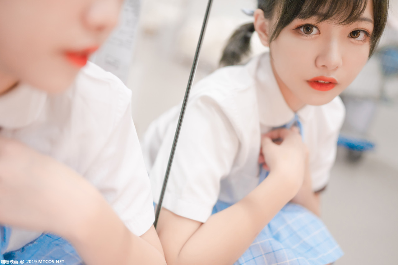 微博妹子@Lovely呆玄_双马尾主题写真在线看_觅爱图在线看图 [23]