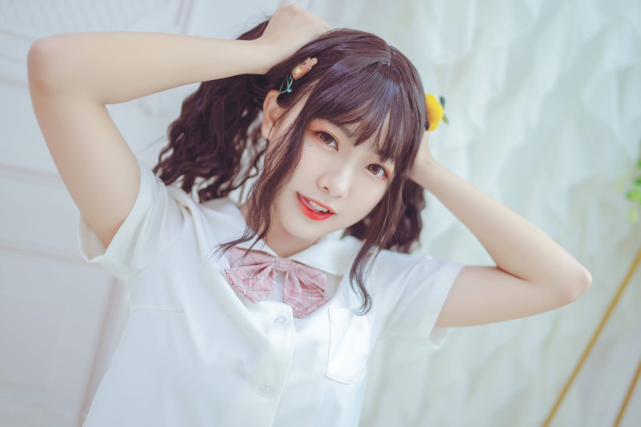 Lovely呆玄：过膝白.丝主题写真美图_觅爱图在线看 [3]