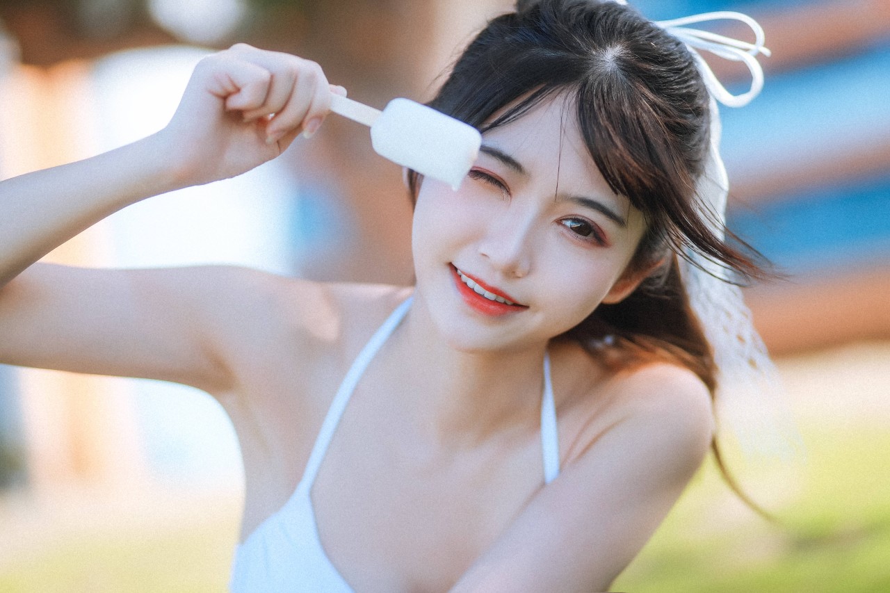 COSER女菩萨“鳗鱼霏儿” 海边比基尼写真在线看 觅爱图采集发布miaitu.top[22]