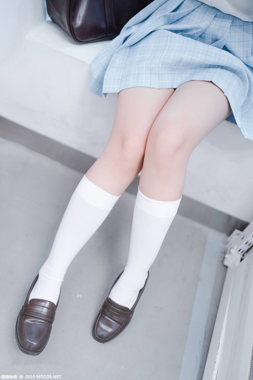 微博妹子@Lovely呆玄_双马尾主题写真在线看_觅爱图在线看图 [19]
