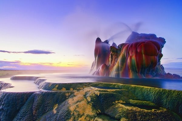 Fly Geyser