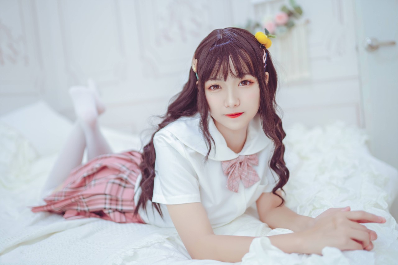 Lovely呆玄：过膝白.丝主题写真美图_觅爱图在线看 [32]
