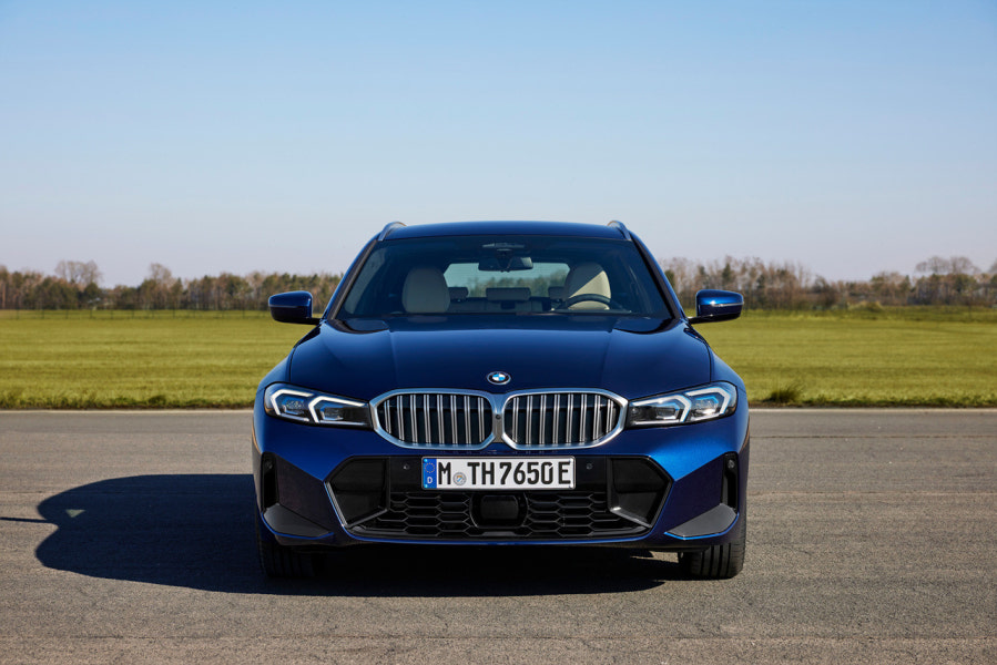 2023 BMW 3시리즈 투어링 제원 색상 가격 연비 특징 리뷰
