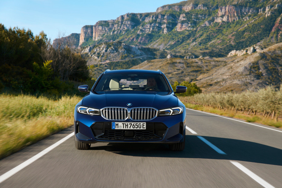 2023 BMW 3시리즈 투어링 제원 색상 가격 연비 특징 리뷰