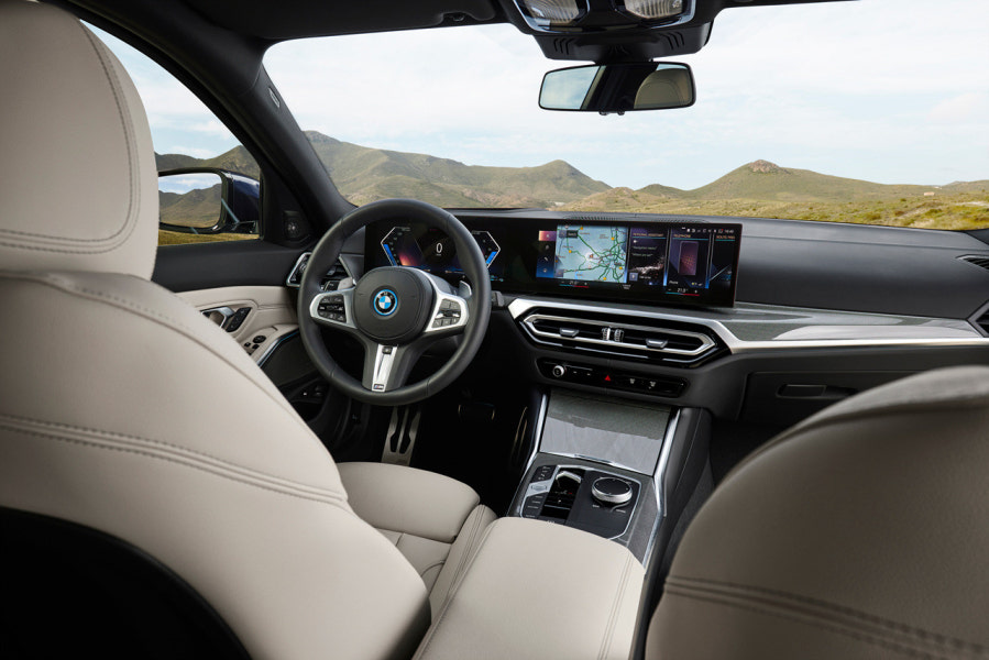 2023 BMW 3시리즈 투어링 제원 색상 가격 연비 특징 리뷰