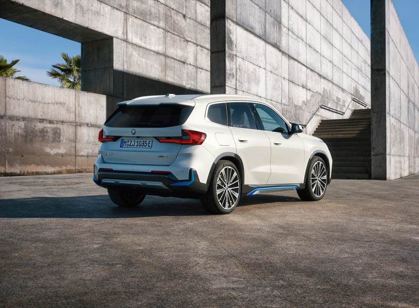 2023 BMW iX1 연비 색상 제원 가격 사진 리뷰