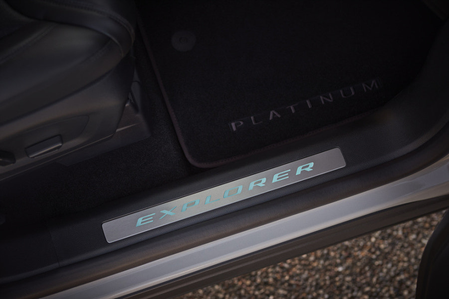 2022 포드 익스플로러 제원 색상 가격 연비 특징 리뷰