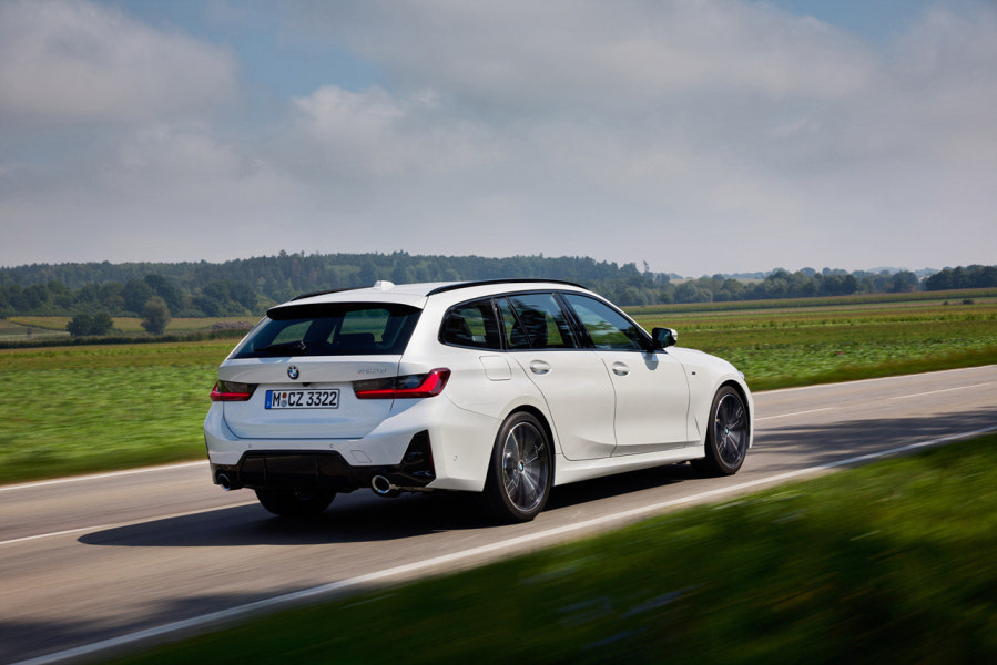 2023 BMW 3시리즈 투어링 제원 색상 가격 연비 특징 리뷰