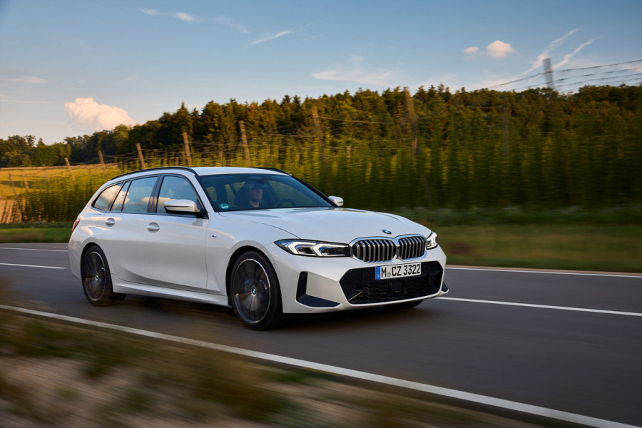 2023 BMW 3시리즈 투어링 제원 색상 가격 연비 특징 리뷰