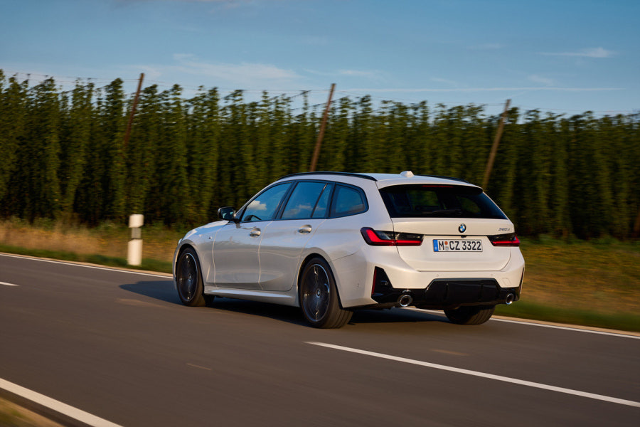 2023 BMW 3시리즈 투어링 제원 색상 가격 연비 특징 리뷰
