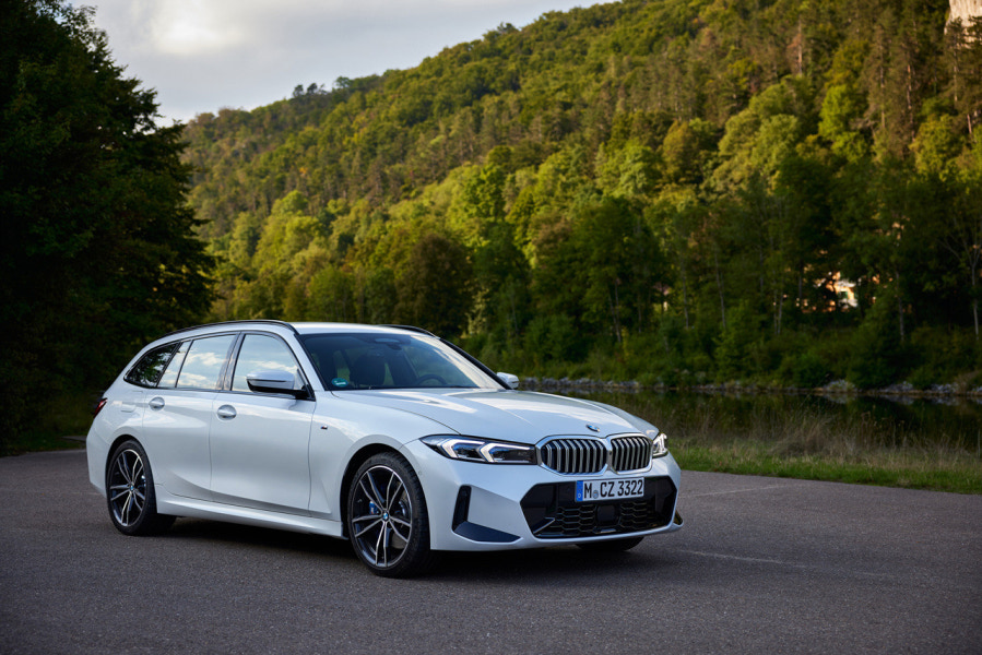 2023 BMW 3시리즈 투어링 제원 색상 가격 연비 특징 리뷰