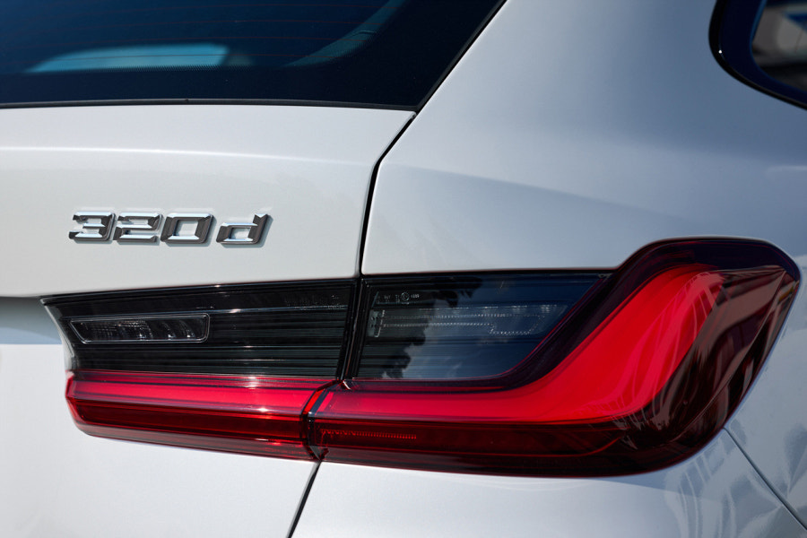 2023 BMW 3시리즈 투어링 제원 색상 가격 연비 특징 리뷰