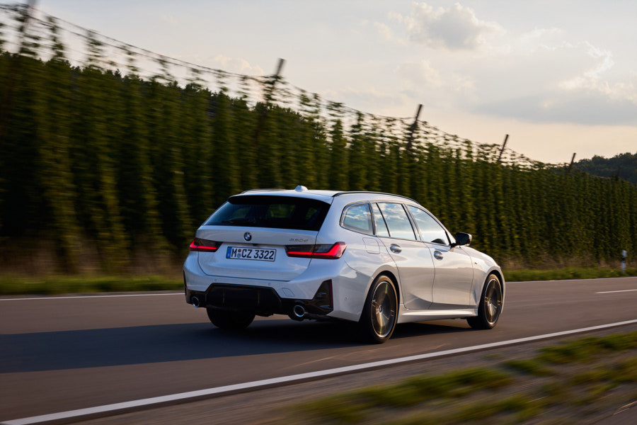 2023 BMW 3시리즈 투어링 제원 색상 가격 연비 특징 리뷰