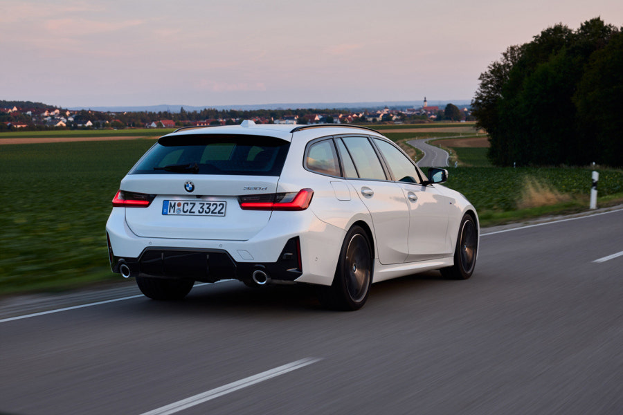 2023 BMW 3시리즈 투어링 제원 색상 가격 연비 특징 리뷰