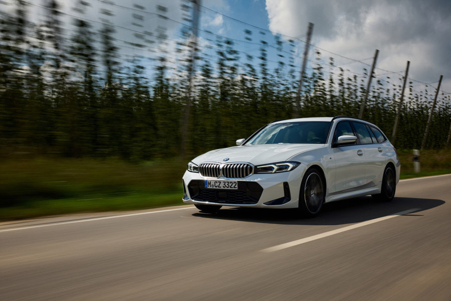 2023 BMW 3시리즈 투어링 제원 색상 가격 연비 특징 리뷰