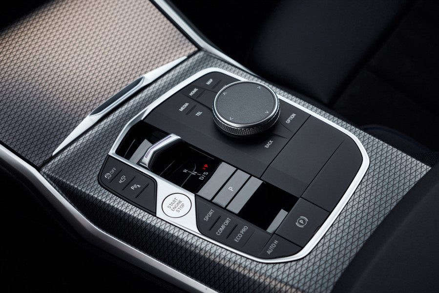 2023 BMW 3시리즈 투어링 제원 색상 가격 연비 특징 리뷰