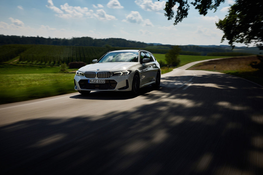 2023 BMW 3시리즈 투어링 제원 색상 가격 연비 특징 리뷰