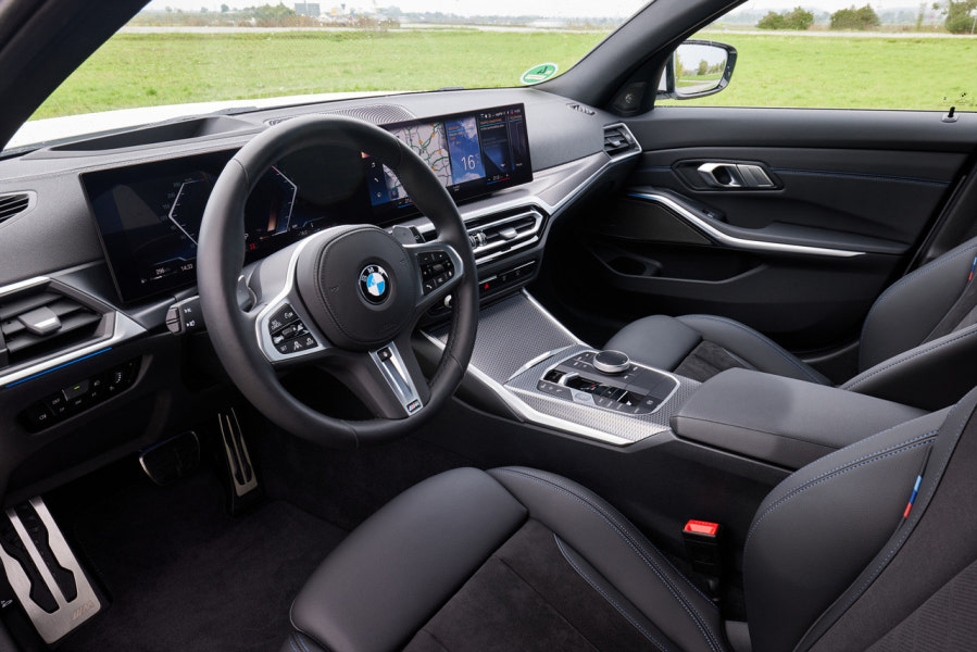 2023 BMW 3시리즈 투어링 제원 색상 가격 연비 특징 리뷰
