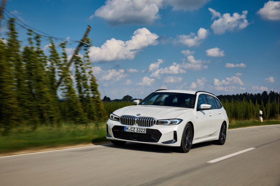 2023 BMW 3시리즈 투어링 제원 색상 가격 연비 특징 리뷰