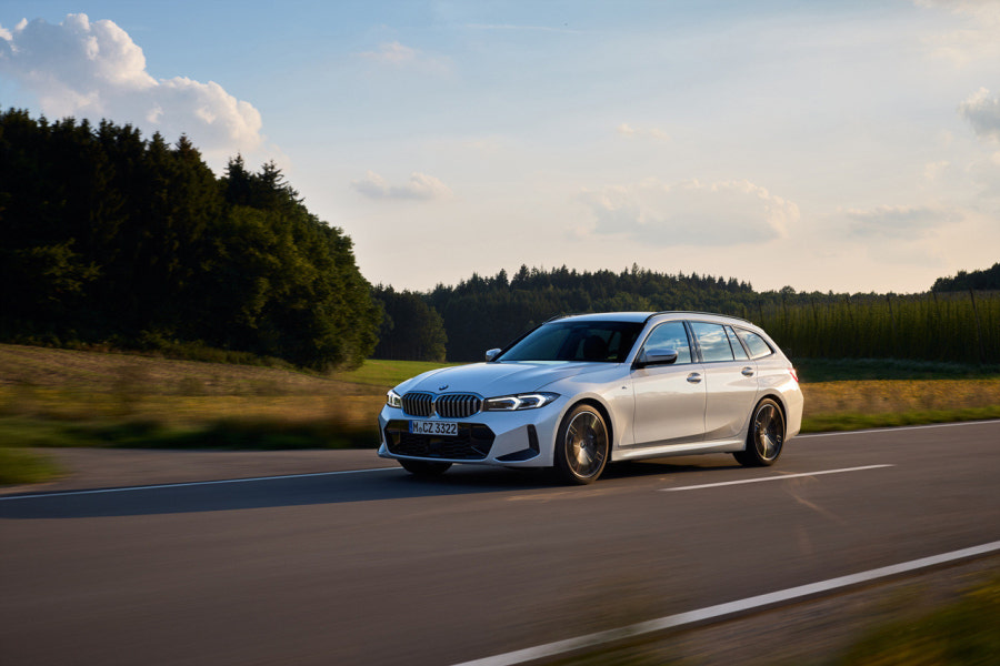2023 BMW 3시리즈 투어링 제원 색상 가격 연비 특징 리뷰