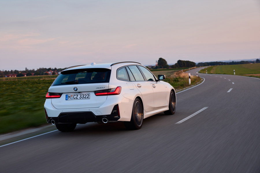 2023 BMW 3시리즈 투어링 제원 색상 가격 연비 특징 리뷰