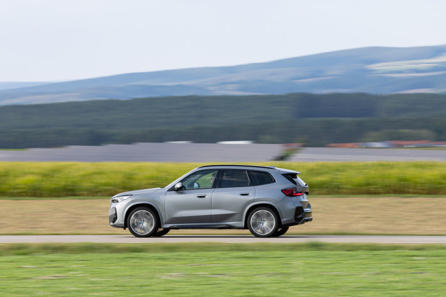 2023 BMW iX1 연비 색상 제원 가격 사진 리뷰