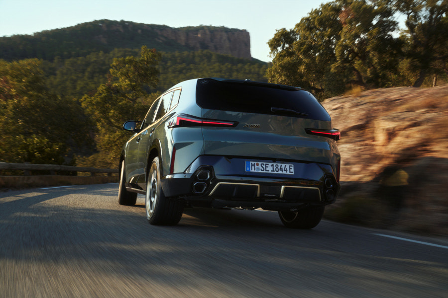 2023 BMW XM 연비 색상 제원 가격 사진 리뷰