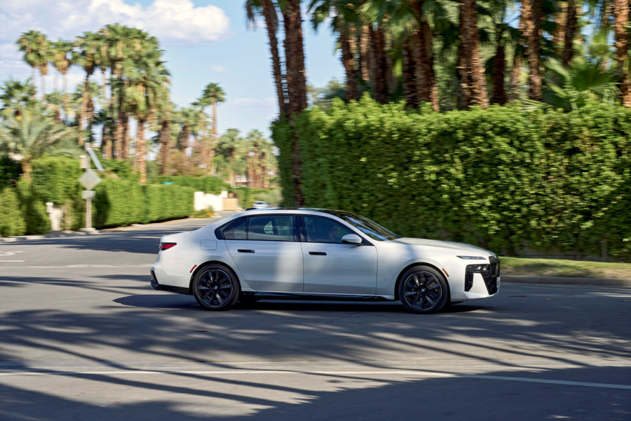 2023 BMW 7시리즈 제원 색상 가격 연비 특징 리뷰