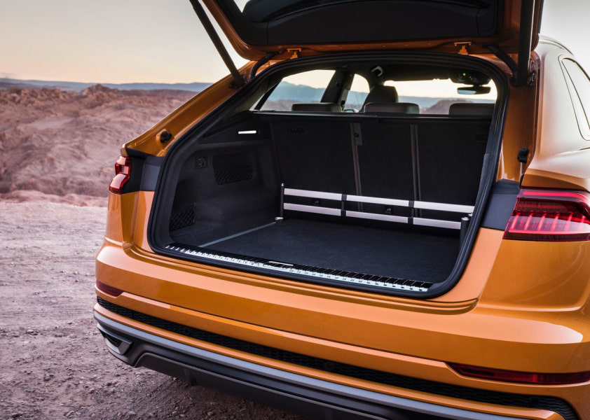 2023 아우디 Q8 제원 색상 가격 연비 특징 리뷰