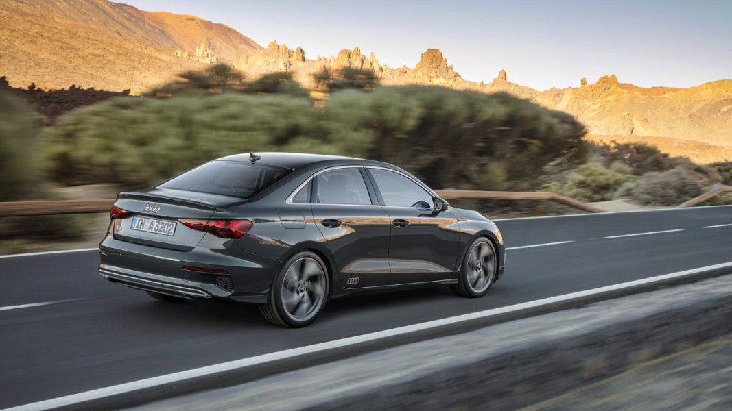 2023 아우디 A3 세단 제원 색상 가격 연비 특징 리뷰