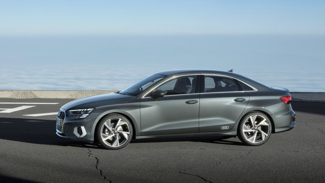 2023 아우디 A3 세단 제원 색상 가격 연비 특징 리뷰