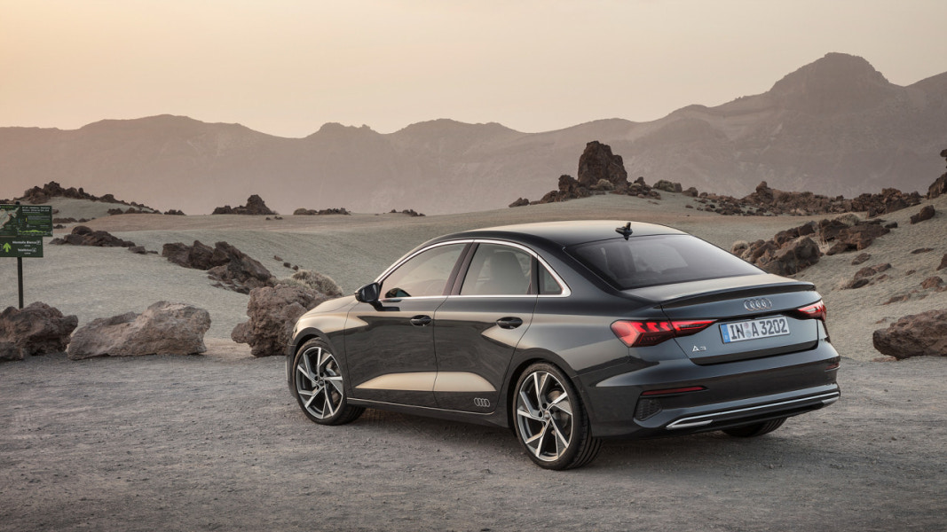 2023 아우디 A3 세단 제원 색상 가격 연비 특징 리뷰