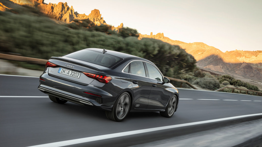 2023 아우디 A3 세단 제원 색상 가격 연비 특징 리뷰