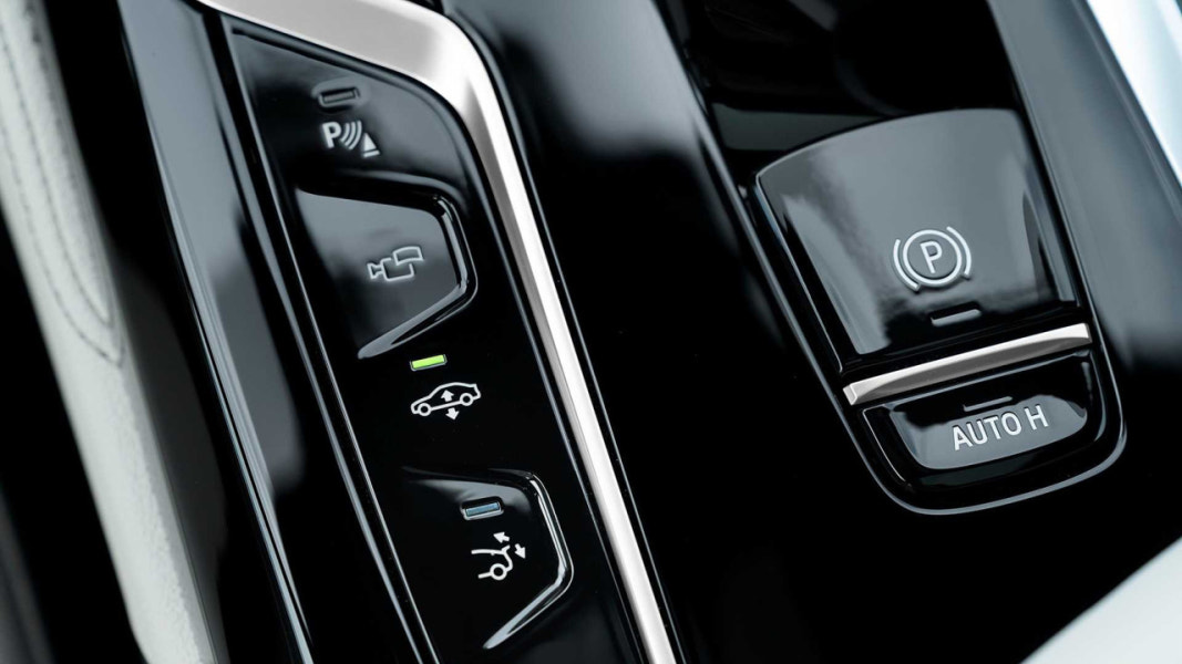 2023 BMW 6시리즈 그란투리스모 제원 색상 가격 연비 특징 리뷰