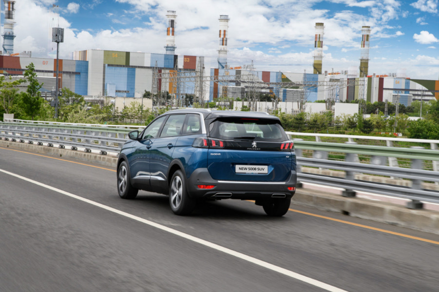 2023 푸조 5008 GT 연비 색상 제원 가격 사진 리뷰