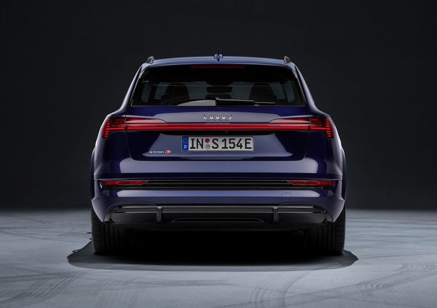 2023 아우디 e-트론 S 연비 색상 제원 가격 사진 리뷰