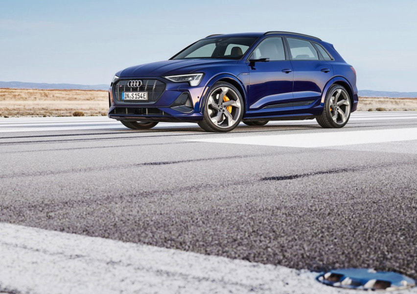 2023 아우디 e-트론 S 연비 색상 제원 가격 사진 리뷰