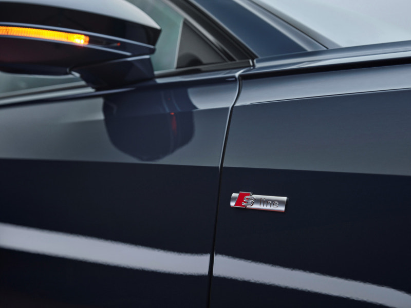 2023 아우디 A8 제원 색상 가격 연비 특징 리뷰