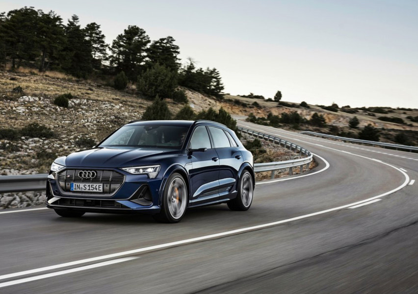 2023 아우디 e-트론 S 연비 색상 제원 가격 사진 리뷰