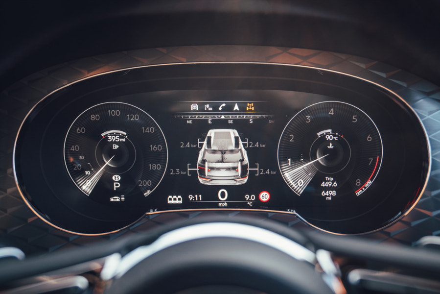 2023 벤틀리 벤테이가 연비 색상 제원 가격 사진 리뷰