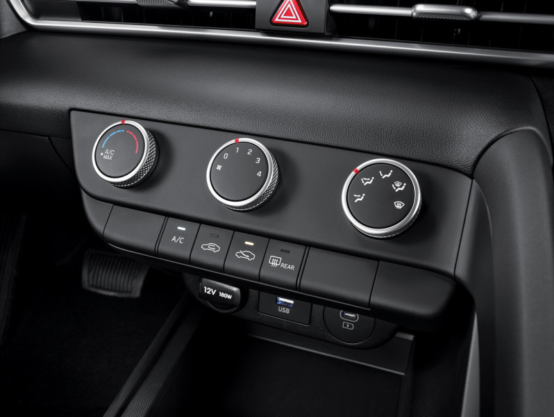 2023 아반떼 연비 색상 제원 가격 사진 리뷰