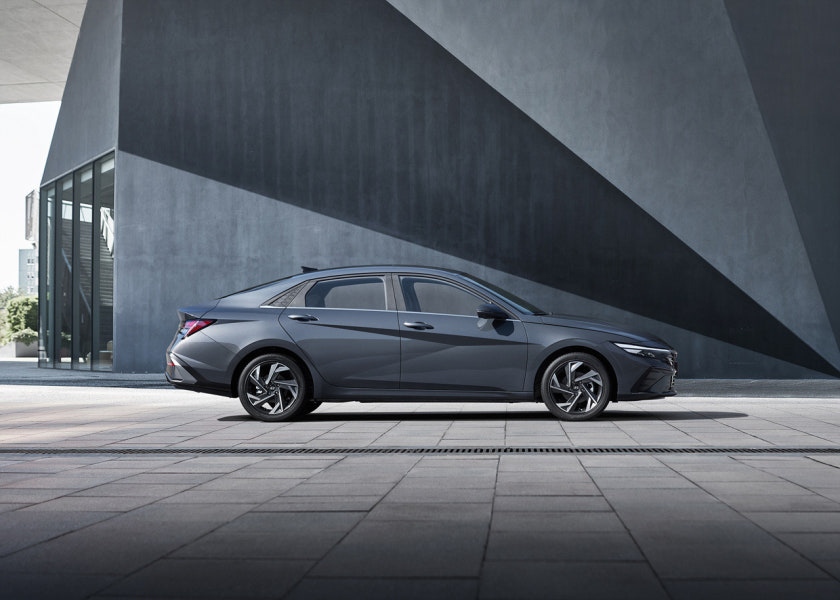 2023 아반떼 연비 색상 제원 가격 사진 리뷰