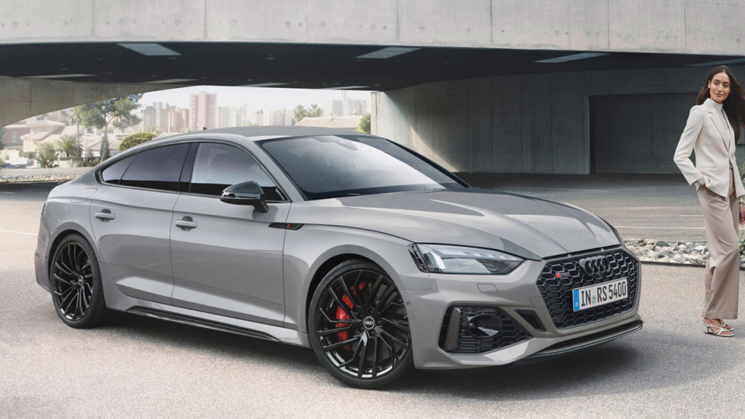 2023 아우디 RS5 스포트백 연비 색상 제원 가격 사진 리뷰