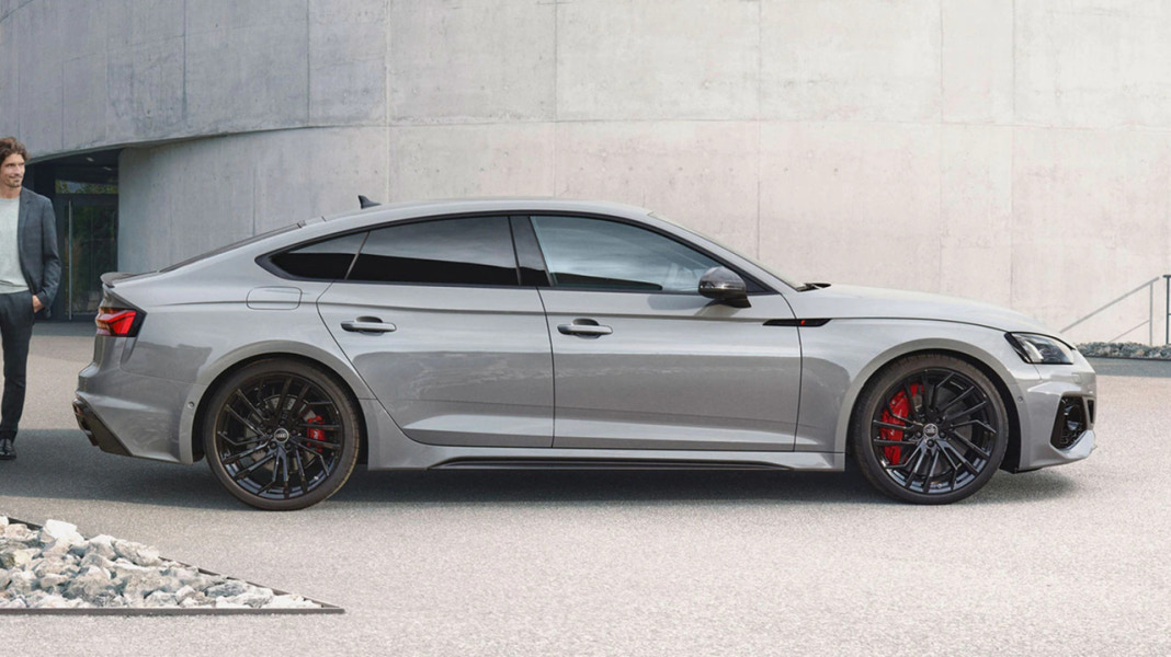 2023 아우디 RS5 스포트백 연비 색상 제원 가격 사진 리뷰