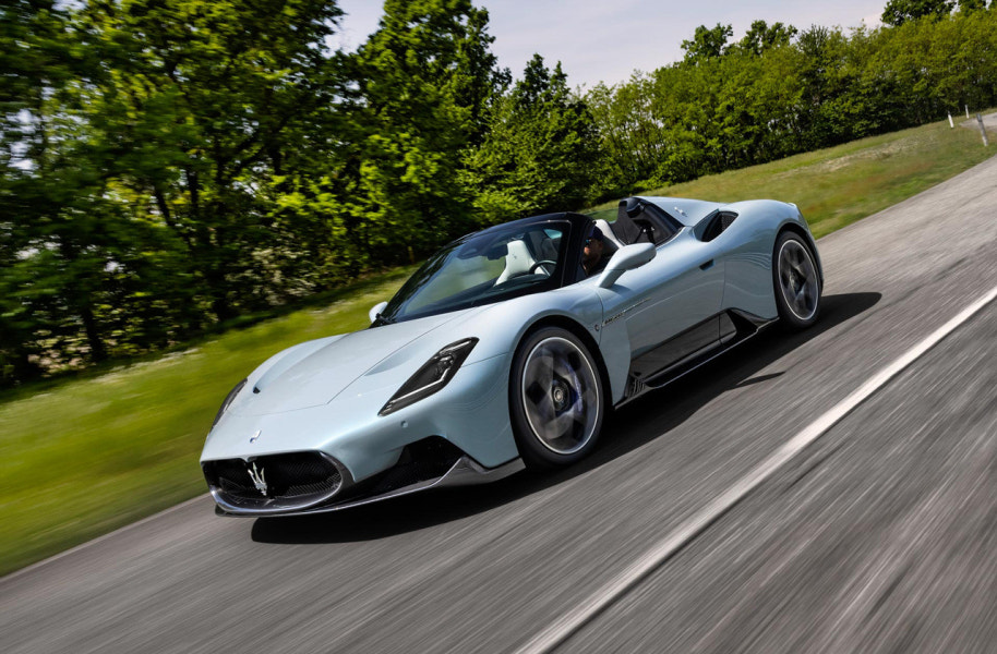 2023 마세라티 MC20 첼로 연비 색상 제원 가격 사진 리뷰