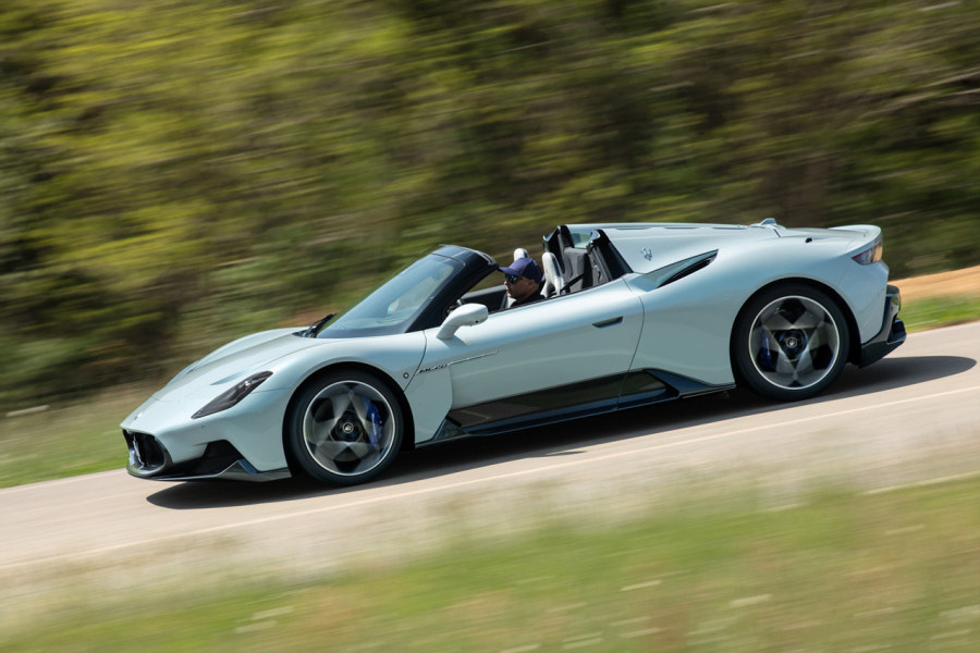 2023 마세라티 MC20 첼로 연비 색상 제원 가격 사진 리뷰