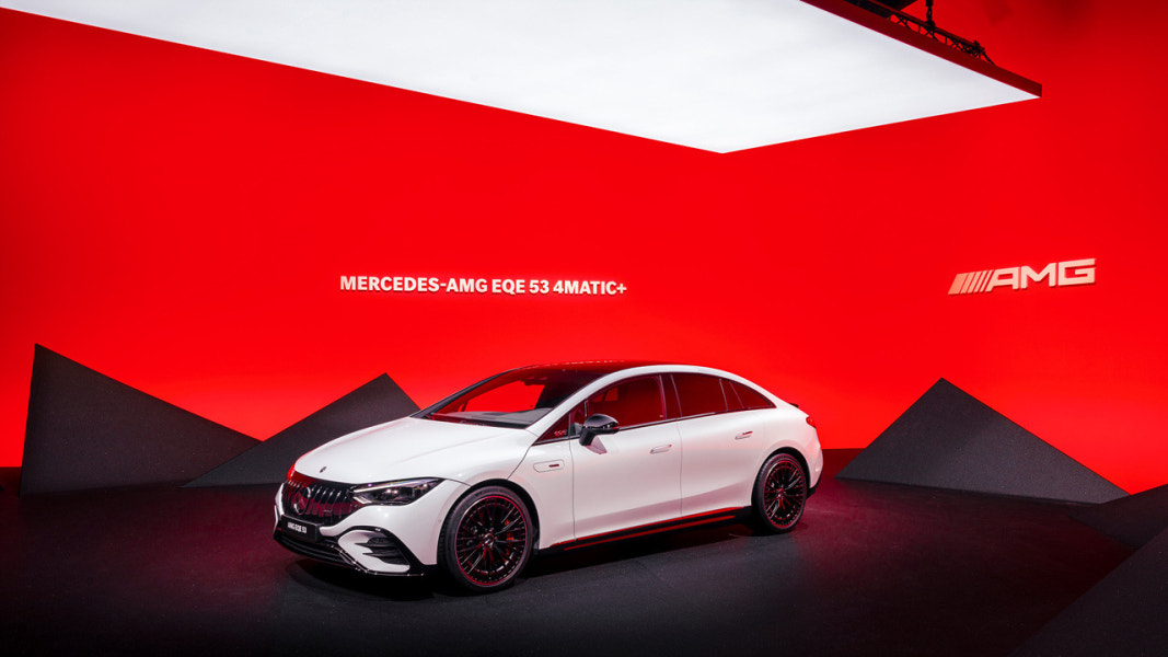 2023 메르세데스-AMG EQE 연비 색상 제원 가격 사진 리뷰