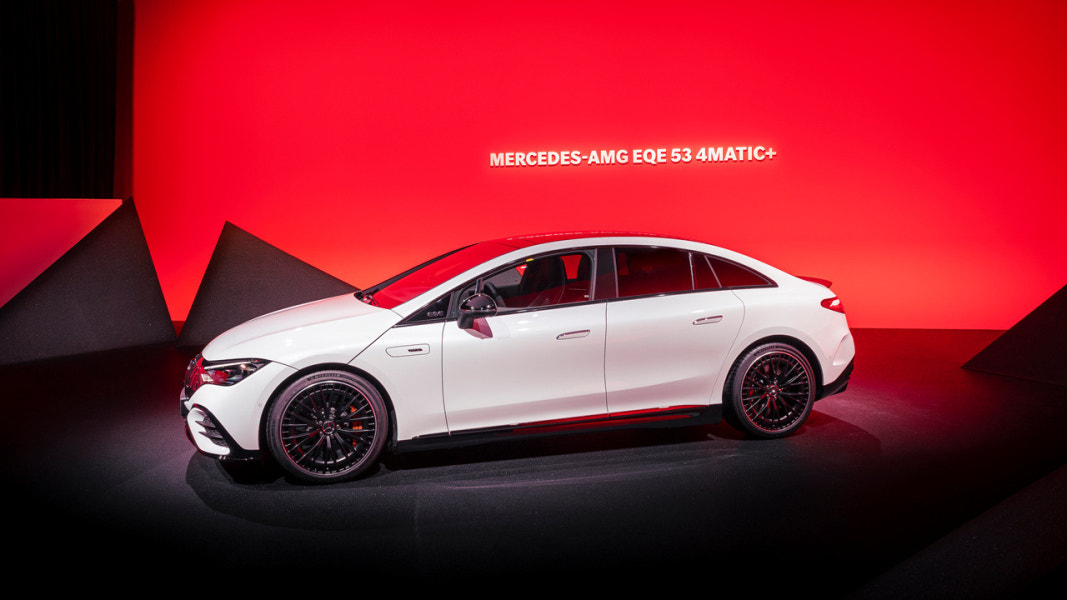 2023 메르세데스-AMG EQE 연비 색상 제원 가격 사진 리뷰